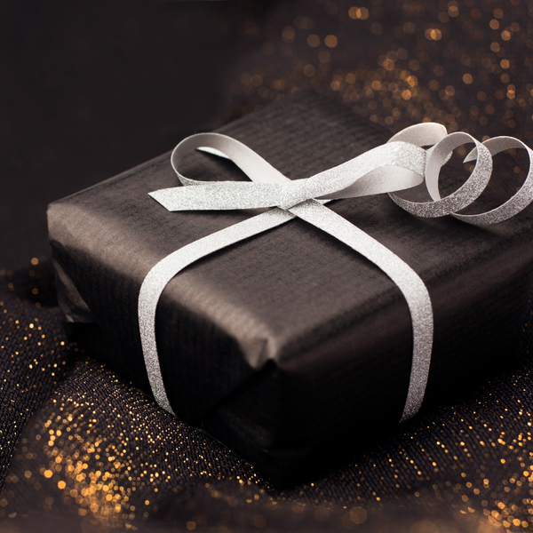 Why aromatherapy products (such as candles, reed diffusers and room sprays) are great gifts for men?